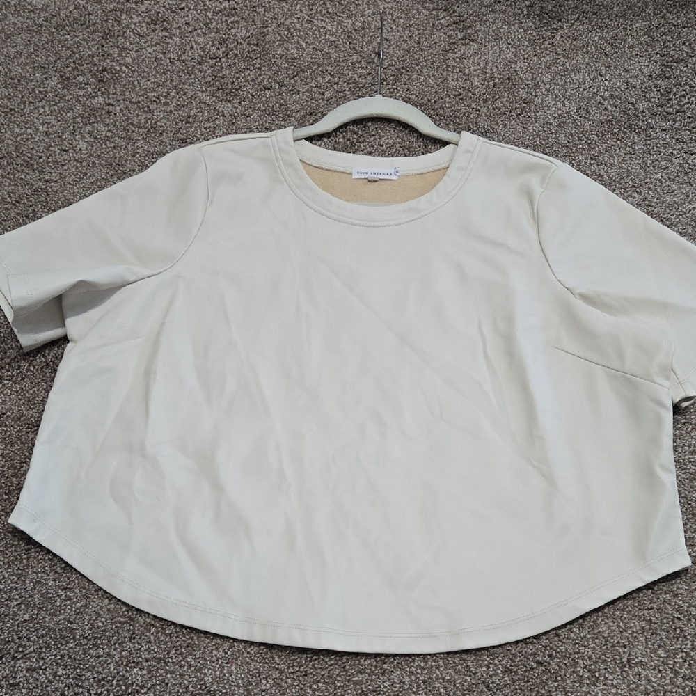 Good American Beige Short Sleeve Faux Leather Crop Size XL - Picture 6 of 8